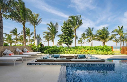 Dien Ban Villa | Luxury Beachfront Villa nearby Golf Courses