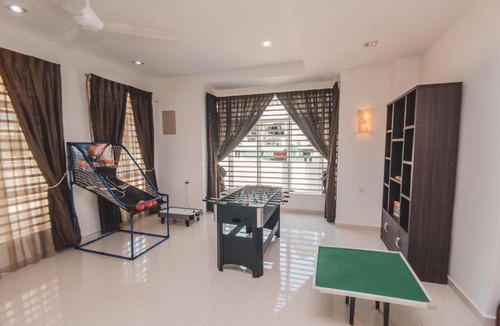 Tanjung Bungah House | Luxury Bungalow BBQ 25Pax 豪华舒适洋房 GeorgeTown 5500sf