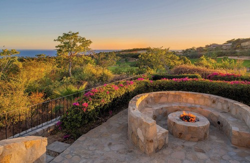 San Jose del Cabo Villa | Luxury Golf Villa w/Infinity Pool, Hot Tub, Golf Cart & Ocean Views Cabo