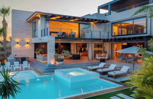 San Jose del Cabo Villa | Luxury Golf Villa on 18th Hole w/Pool, Hot Tub & Ocean Views Cabo |Campestre