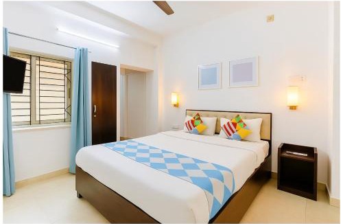 Kolkata Hotel | LUXURY GUEST HOUSE SUDARSHAN VILLA - Near Bus Stop & Ruby Hospital - Only Indians Allowed - #RoomService #Parking #wifi - Fully Air Conditioning Hotel In Kolkata