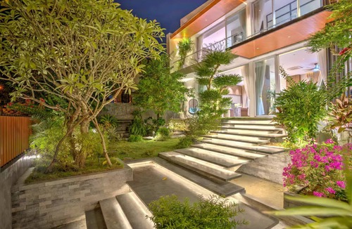 Ngu Hanh Son Villa | Luxury huge Villa/Sauna/Private Pool/Free pickup