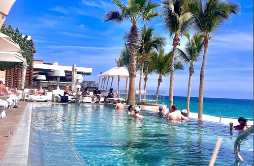 El Tezal Apartment | Luxury New Year’s Week at Garza Blanca Resort & Spa Los Cabos - Ocean View Suite