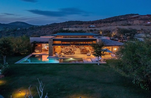 San Jose del Cabo Villa | Luxury Ocean View Villa w/Heated Pool, Hot Tub & Steps to Beach in Ritz Complex