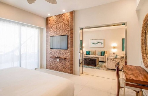 Cabo San Lucas Resort | LUXURY OCEANFRONT 3 BEDROOM SUITE GARZA BLANCA 5 STAR LOS CABOS 4,198 SQ FT