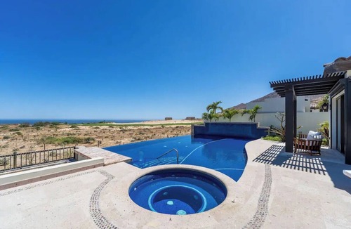 Sunset Beach Villa | Luxury Panoramic Ocean View Private Pool @Coronado