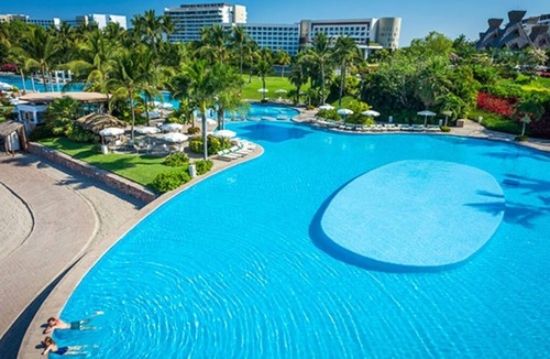 Campo de Golf Fonatur Resort | Luxury paradise resort Vidanta w/ocean,garden view private plunge pool, Hot tub