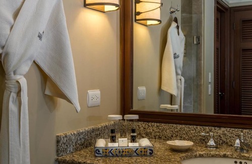 Sunset Beach Resort | Luxury Resort Stay & Play at Pueblo Bonito Sunset Beach in Cabo San Lucas