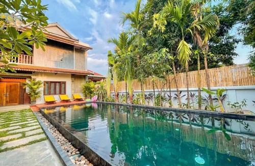 Downtown Siem Reap Villa | Luxury Siem Reap Private Pool Villa by La San