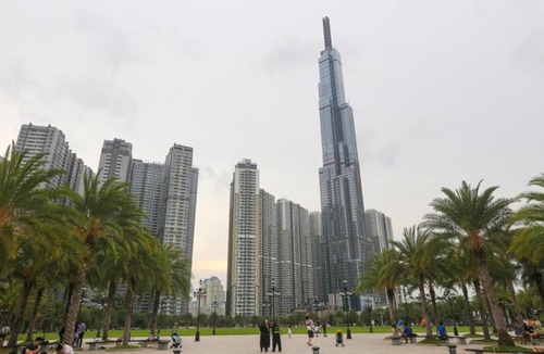 Hang Xanh Apartment | Luxury stayz at LANDMARK81 - The tallest building in SouthEast Asia, Free Pool and Gym