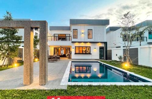 Chiang Mai Villa | Luxury Villa in Green Community - 10min to Airport & Old City