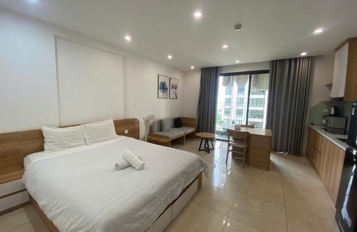 Trung Hoa Nhan Chinh Apartment | Luxury Vinhomes D'Capitale service apartment Hanoi - Martin Homes