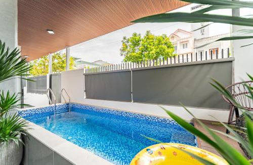 Son Tra Villa | Ly Flower Villa 7BR Luxury Villa with Private Pool & Jacuzzi