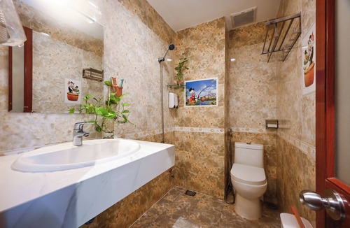 District 6 Hotel | Ly Ly Hotel