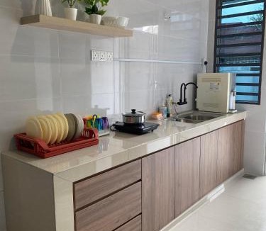 Ipoh House | LYL HOMESTAY-IPOH 10Pax 4R