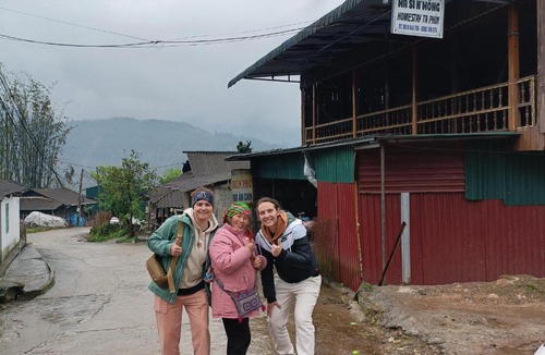 Sa Pa House | Má Si H'mông Homestay Tả Phìn