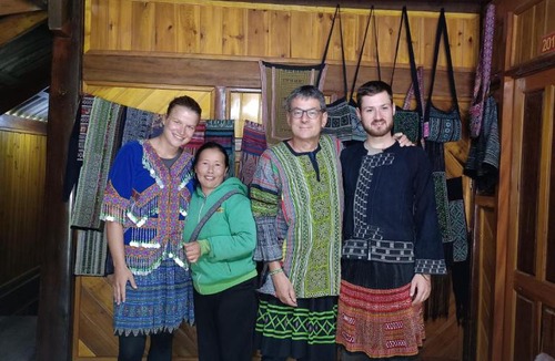 Sa Pa House | Má Si H'mông Homestay Tả Phìn