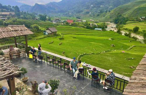 Sa Pa Hotel | Mướng Và Valley