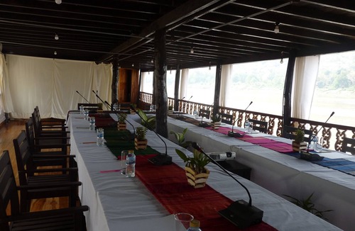 Houaphanh Province Boat Rental | M.K. Spa and Sunset Cruise is the most luxurious Cruise in Luang Prabang, Laos.