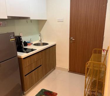 Batu Lintang Apartment | M Suite 4 Kozi Square