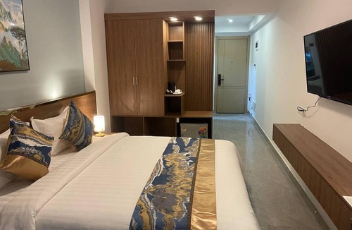 Daun Penh Hotel | M9 Kirirom Hotel