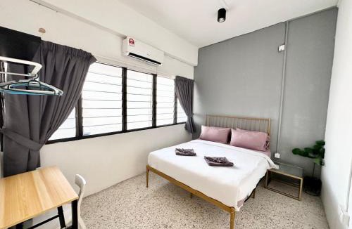 Downtown George Town House | Mac Inn 94
