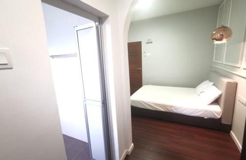 Central District House | ₘₐcₒ ₕₒₘₑ【Private Room】@Sentosa 【Southkey】【Mid Valley】