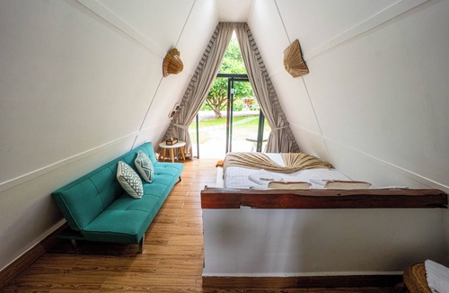 Kampot Resort | Madam Sweet Resort