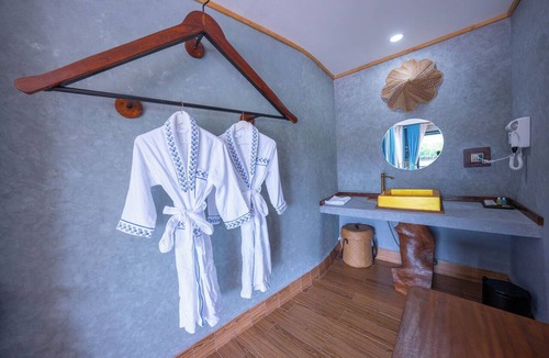Kampot Resort | Madam Sweet Resort