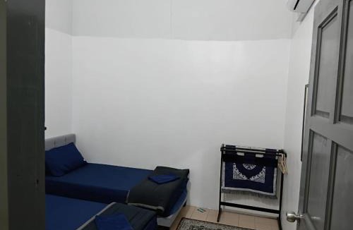 Paka House | MadAni Homestay D'Paka