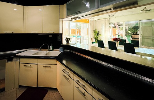 Jomtien Villa | Magnitude 6-bedroom Villa in Pratumnak
