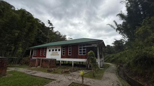 Tambunan Cabin | Mahua Lodge and Campsite