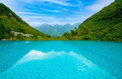 Lac Village Hotel | Mai Chau Mountain View Resort