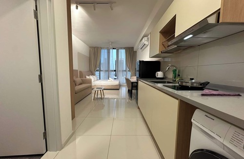 Kuala Lumpur City Centre Apartment | Majestic Residence KLCC By Flixhome
