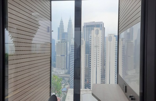 Kuala Lumpur City Centre Apartment | majestic residence klcc by petronas twin tower