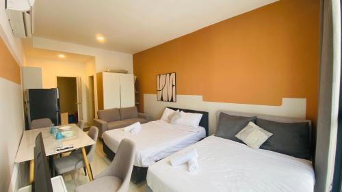 Kuala Lumpur City Centre Apartment | Majestic Residence square view KL