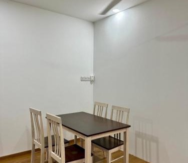 Kota Samarahan Apartment | Make Memories Escape 2BR Summer Mall Kota Samarahan