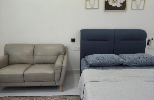 Central Seberang Perai House | Makwan Homestay D