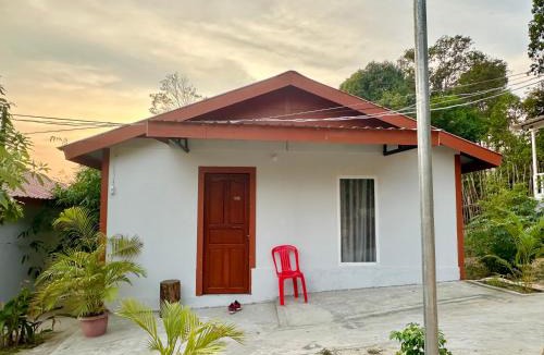Koh Rong Cabin | Maloop Cafe Koh Rong Beach