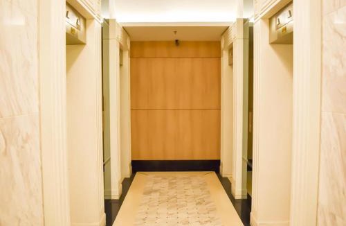 Downtown George Town House | Mansion One, Private Room