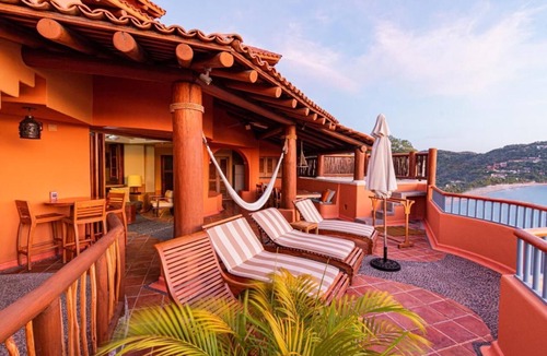 Zihuatanejo Resort | March Break Mexico Getaway 2 Bedroom Beach front Vacation Home Sleeps 6