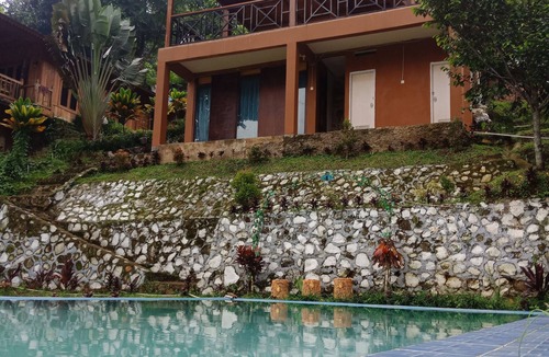 Cisarua Villa | Mari melukis kenangan mu disini