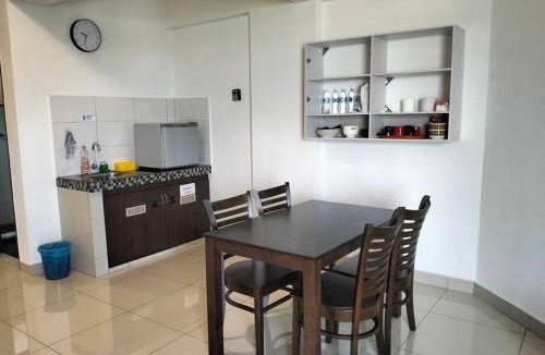 Lumut Apartment | Marina Heights Home Suite Teluk Batik