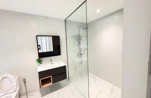 Bandar Baru Permas Jaya Apartment | Marina View Resort - Family Studio