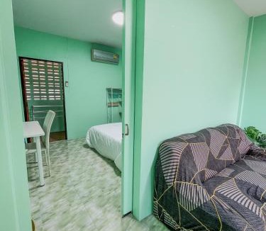 Sattahip Apartment | Mario Guest House