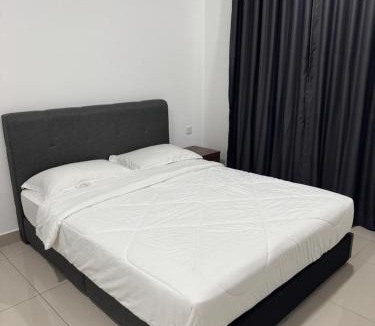 Bandar Penawar Apartment | Maryam Homestay Desaru with netflix disney plus