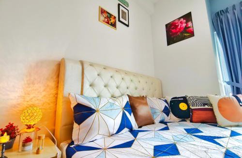 Salak South House | Master Room, Razak City Residence
