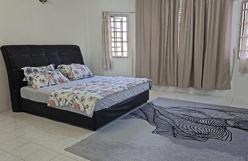 Kuantan House | Mat Kilau by The LiliZ