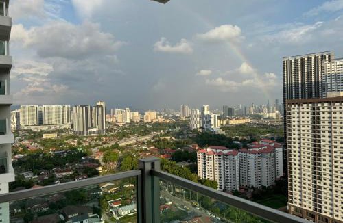 Sentul Pasar Apartment | Maxim City Lights