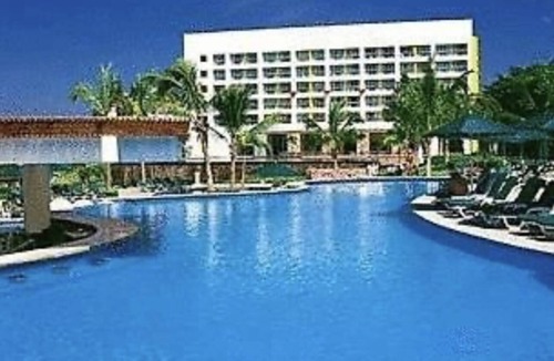 Isla Iguana Resort | Mayan Palace at Vidanta Puerto Vallarta